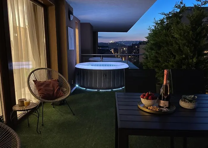 아파트 Downtown Penthouse *