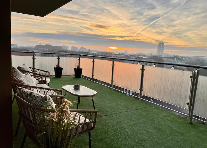 Downtown Penthouse Apartament