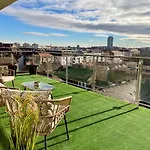 Downtown Penthouse Apartament *