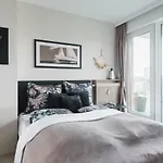 Downtown Penthouse Apartament