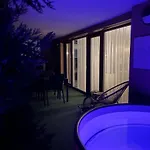 Downtown Penthouse Apartament *