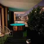 Apartament Downtown Penthouse *