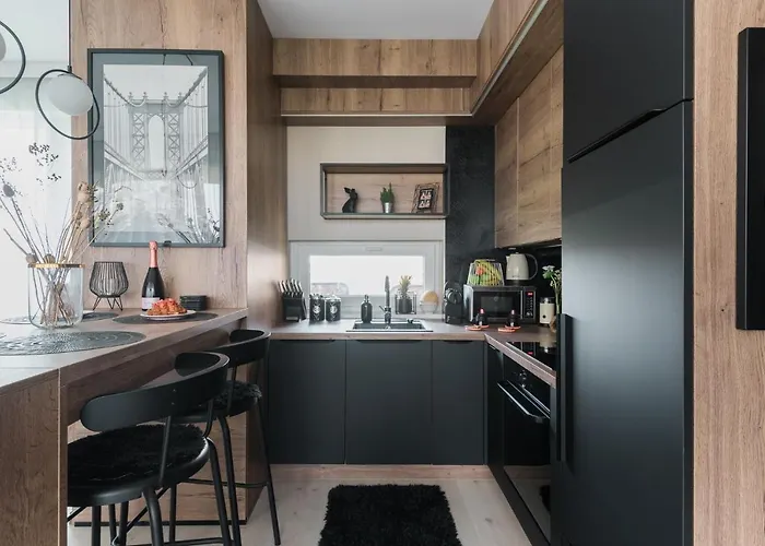Downtown Penthouse Apartment *